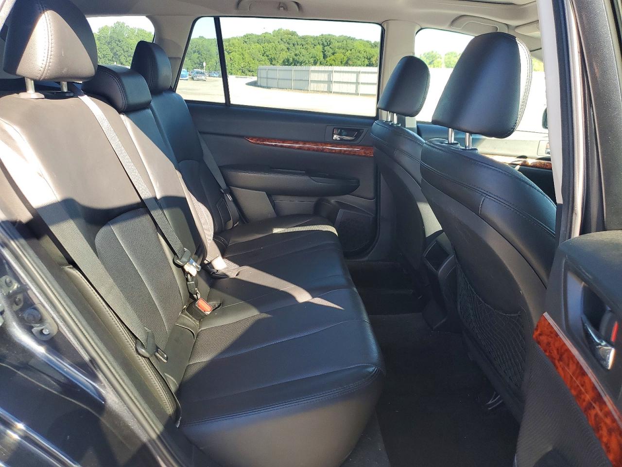 2012 SUBARU OUTBACK 3.6R LIMITED photo 10