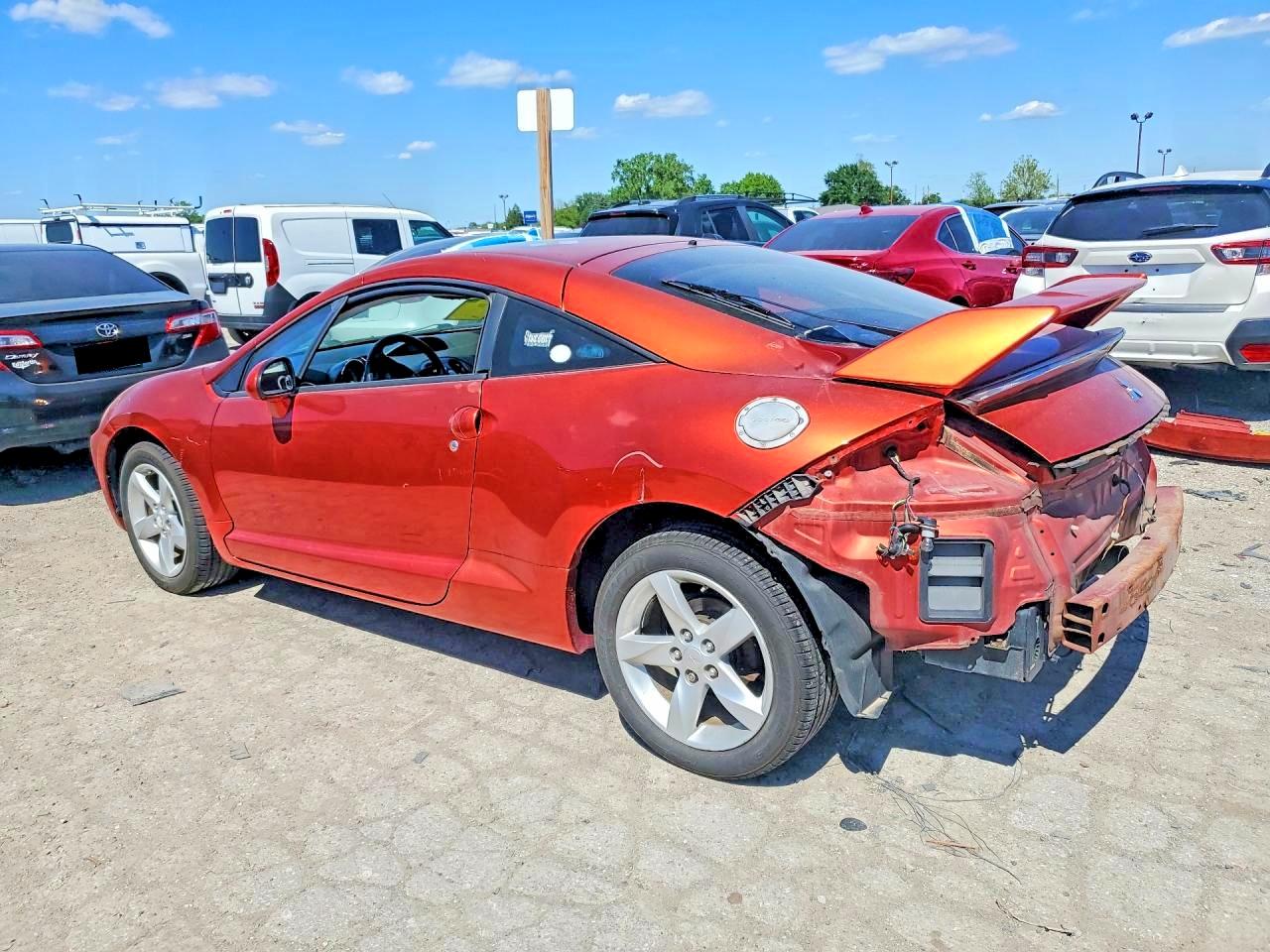 2009 MITSUBISHI ECLIPSE GS photo 2