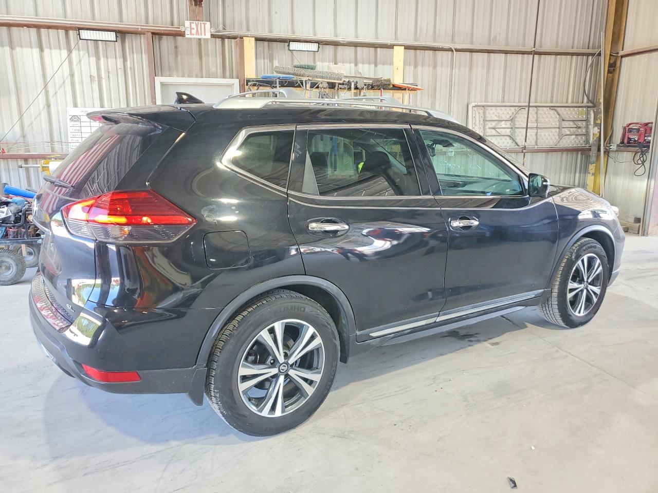2017 NISSAN ROGUE S photo 5