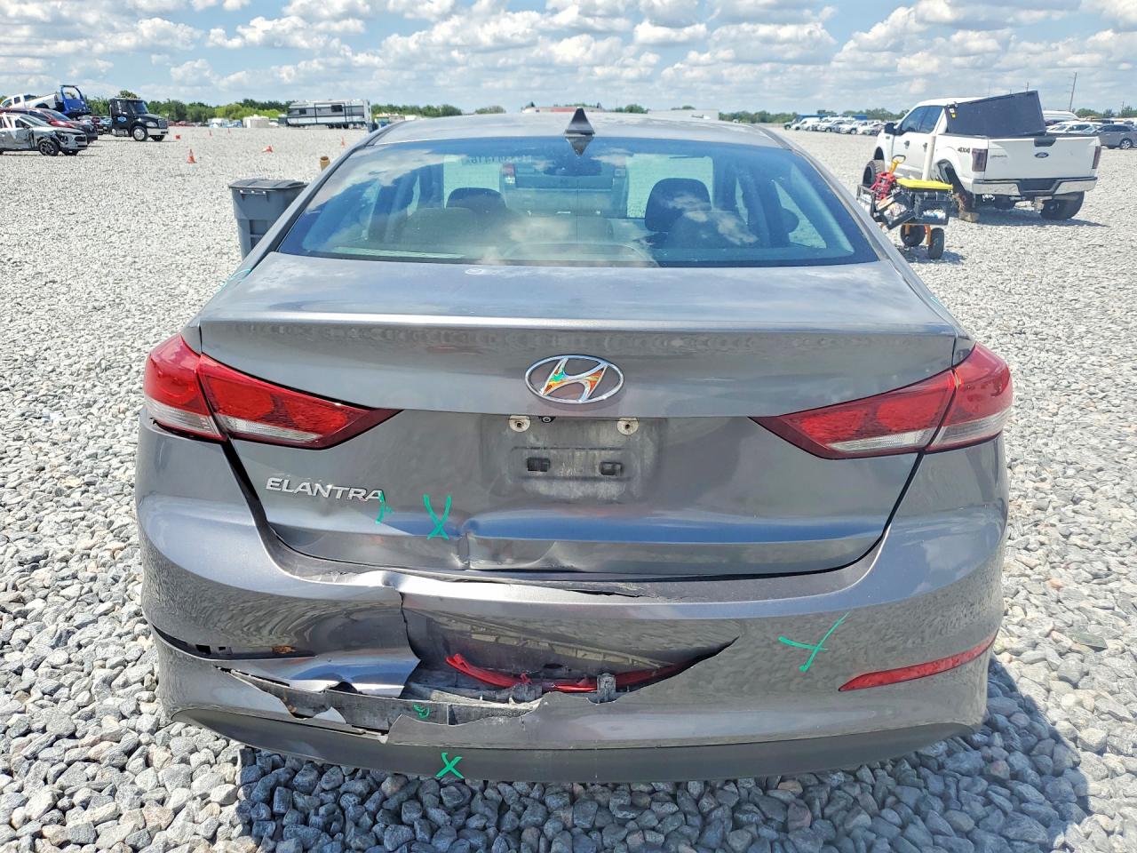 2018 HYUNDAI ELANTRA SEL photo 11