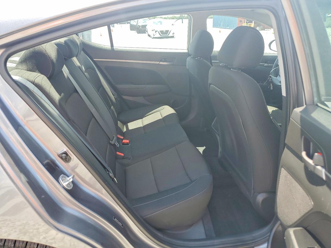 2018 HYUNDAI ELANTRA SEL photo 19