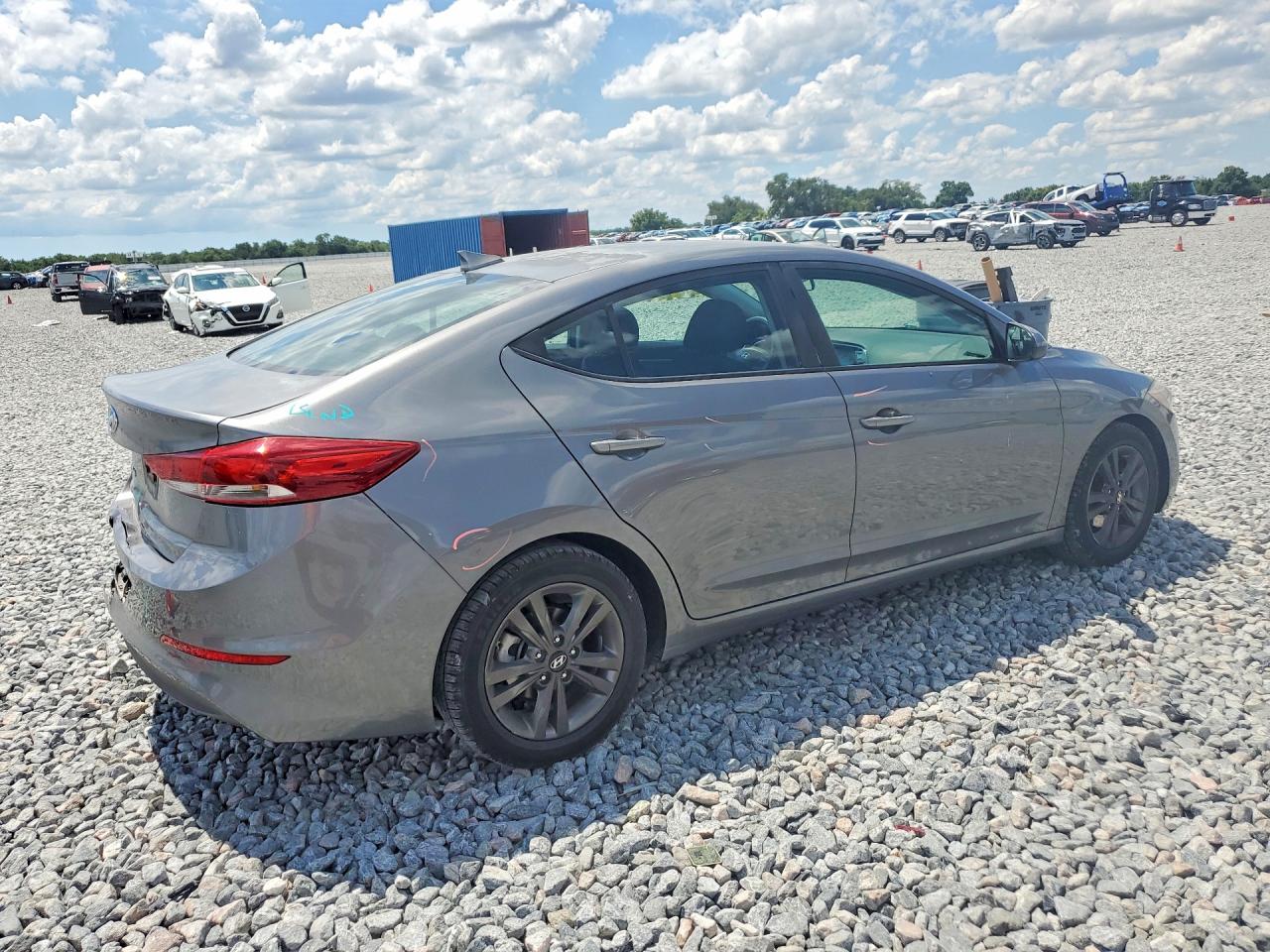 2018 HYUNDAI ELANTRA SEL photo 5