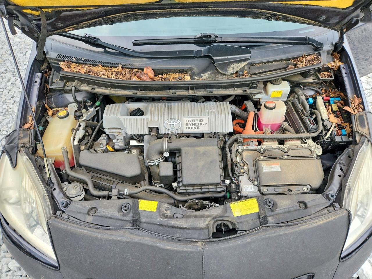 2014 TOYOTA PRIUS TWO photo 21