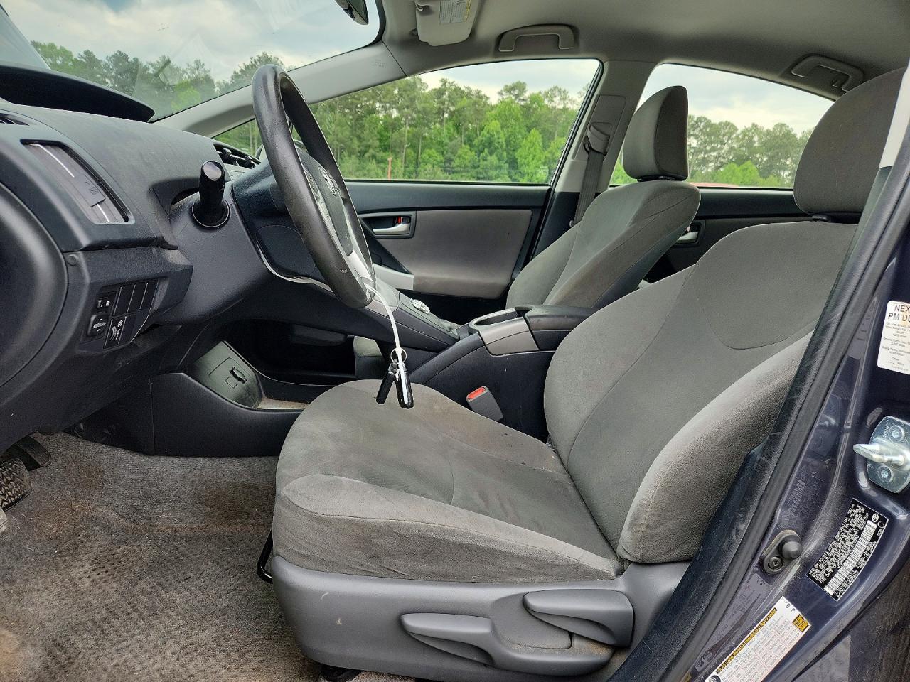 2014 TOYOTA PRIUS TWO photo 13