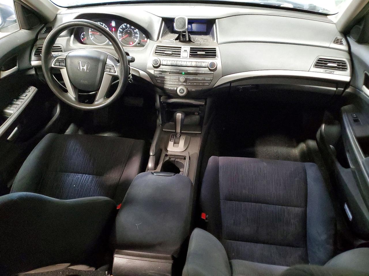 2012 HONDA ACCORD LX photo 22