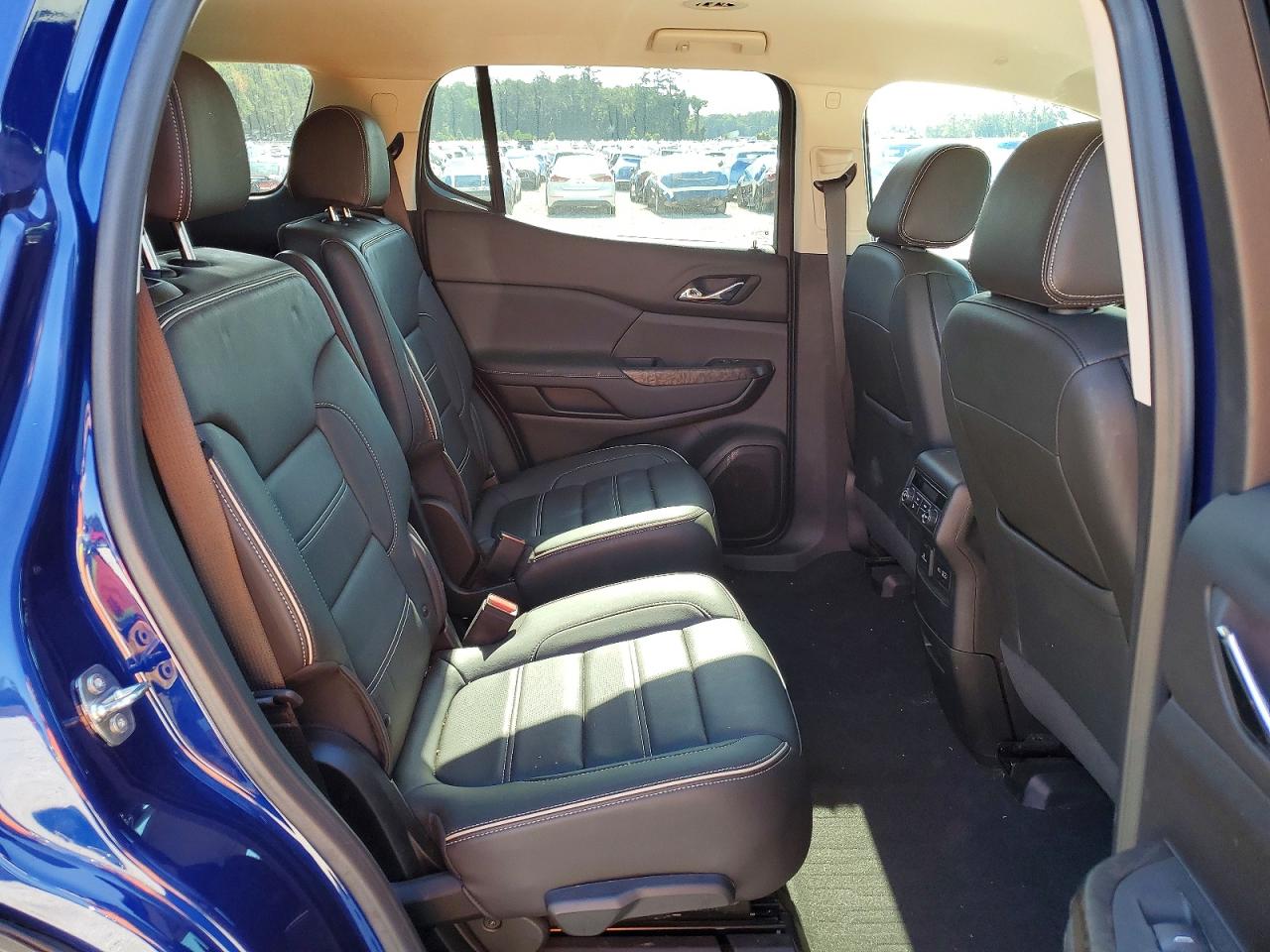 2023 GMC ACADIA DENALI photo 31