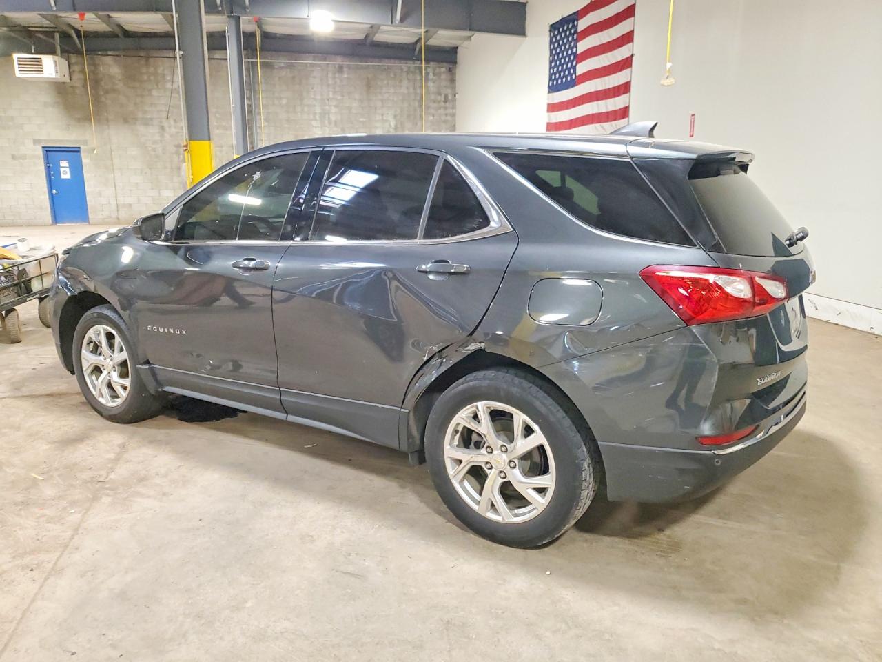 2020 CHEVROLET EQUINOX LT photo 3