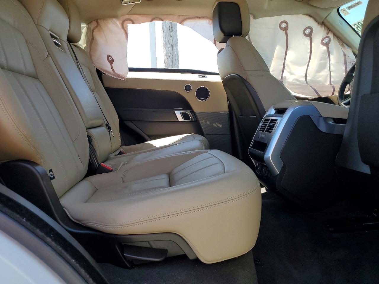 2019 LAND ROVER RANGE ROVER SPORT SE photo 21