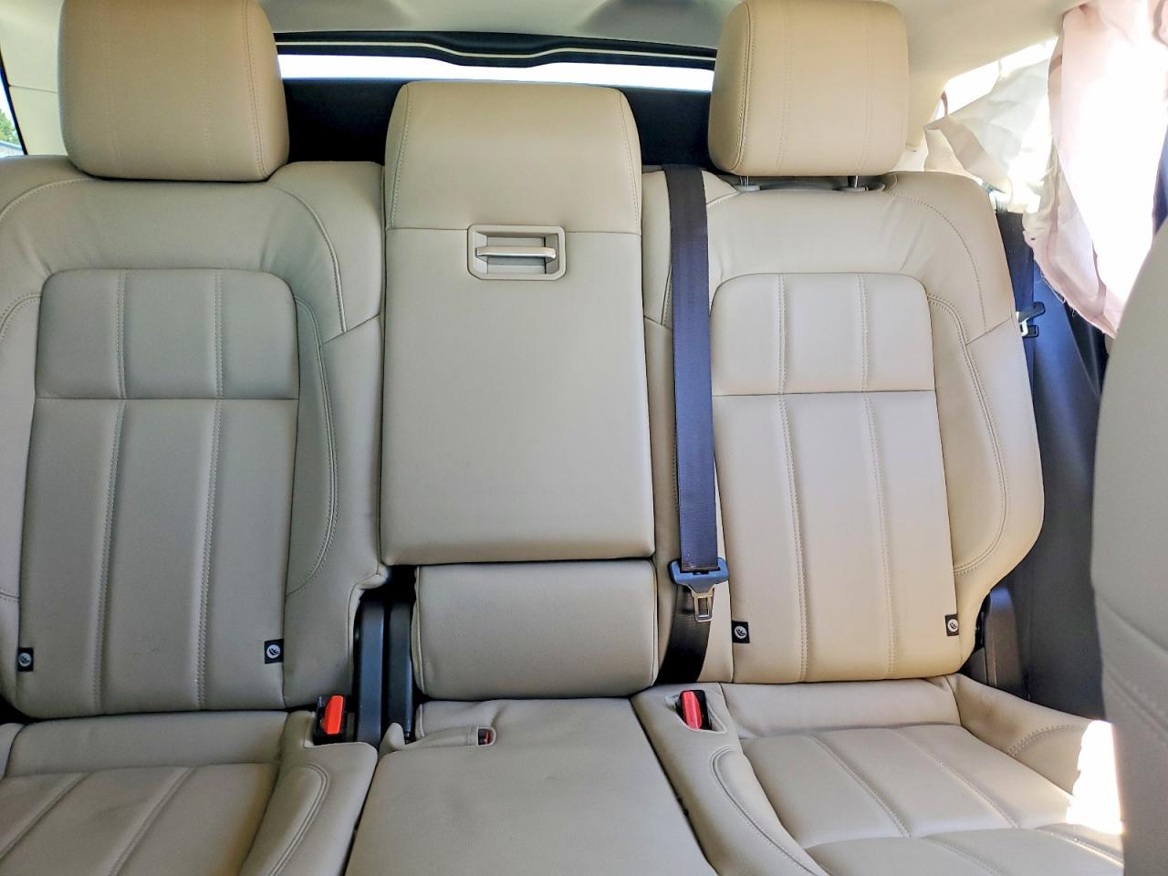 2019 LAND ROVER RANGE ROVER SPORT SE photo 19