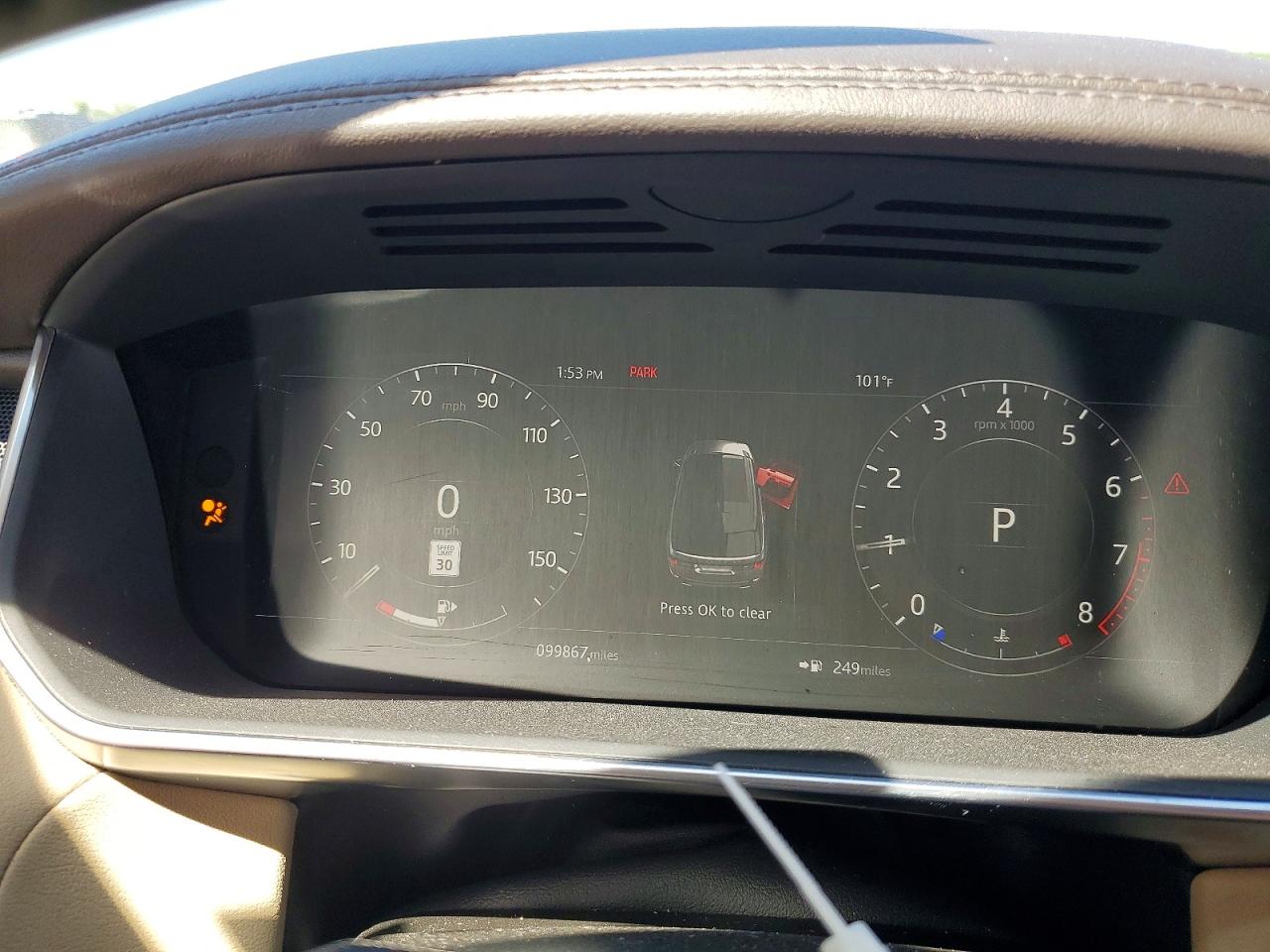2019 LAND ROVER RANGE ROVER SPORT SE photo 17