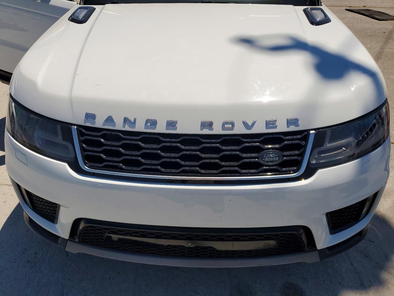 2019 LAND ROVER RANGE ROVER SPORT SE photo 23