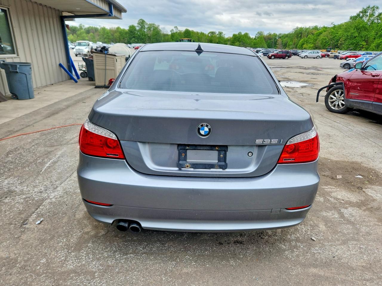 2010 BMW 535 XI photo 11