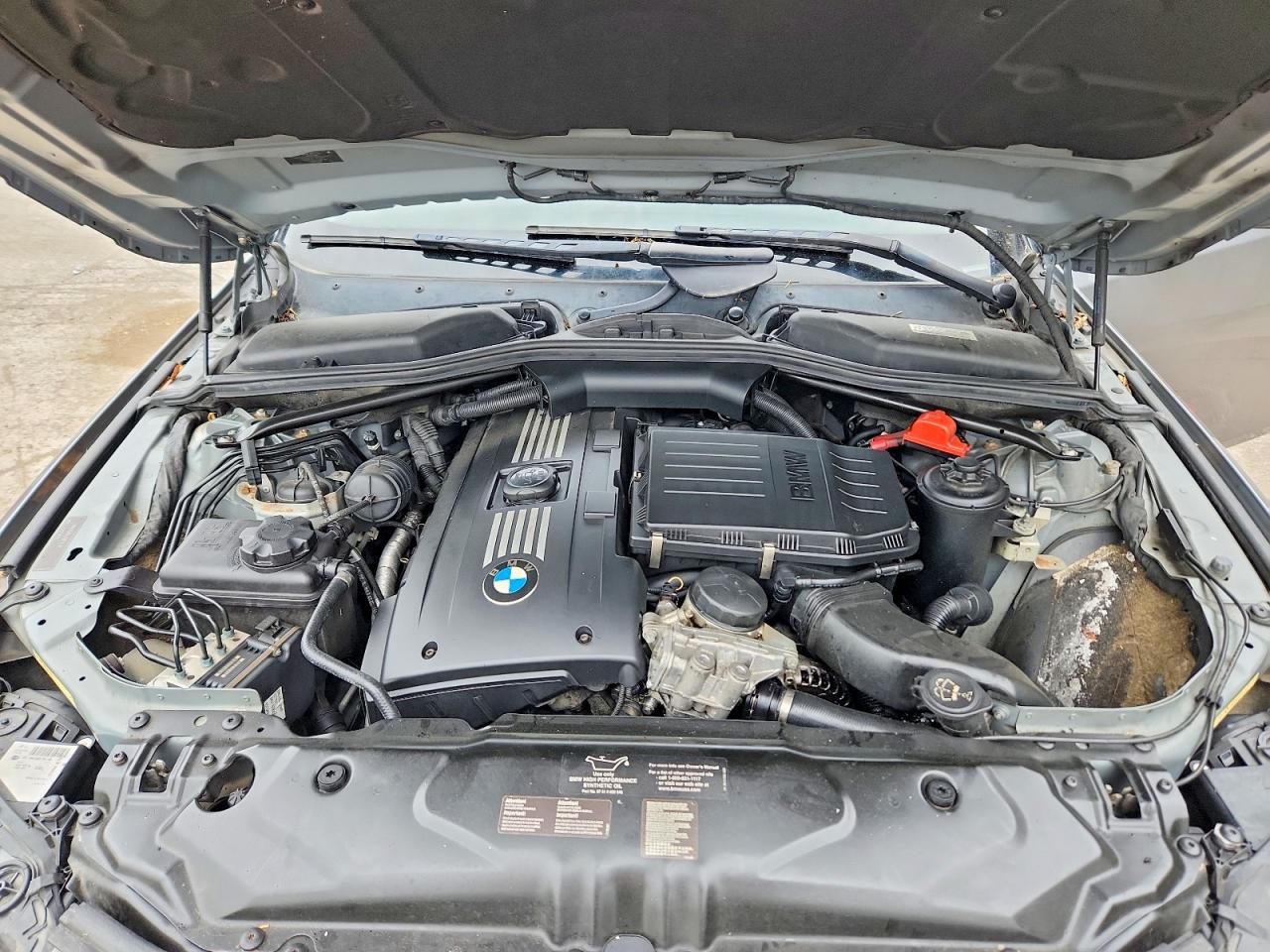 2010 BMW 535 XI photo 21