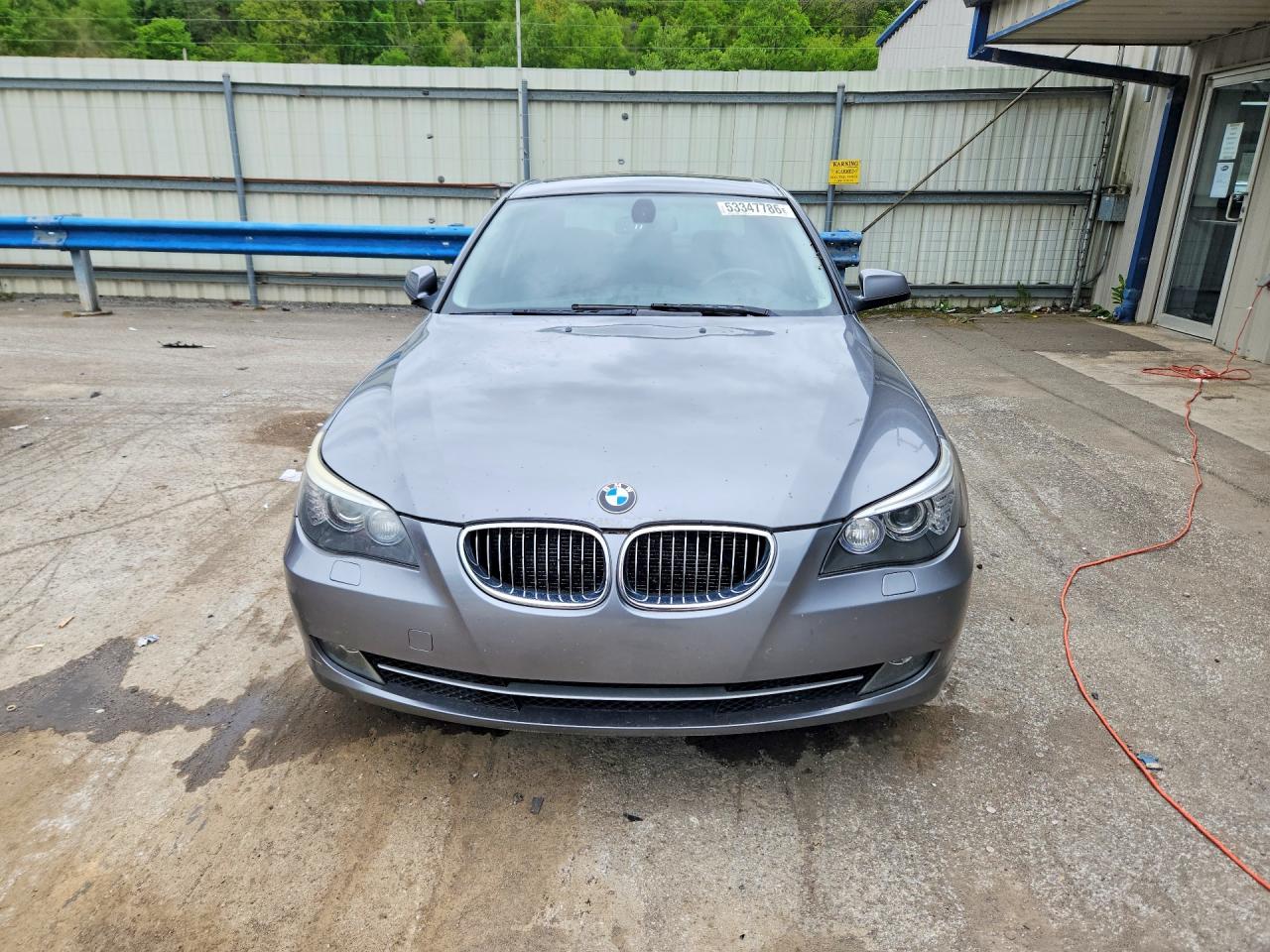 2010 BMW 535 XI photo 9