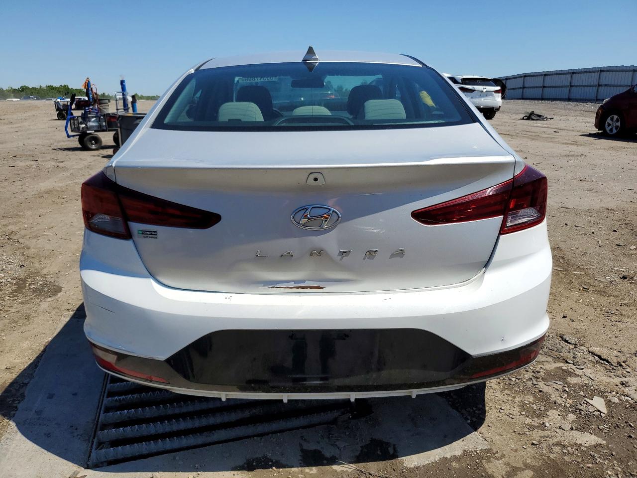 2019 HYUNDAI ELANTRA SEL photo 6