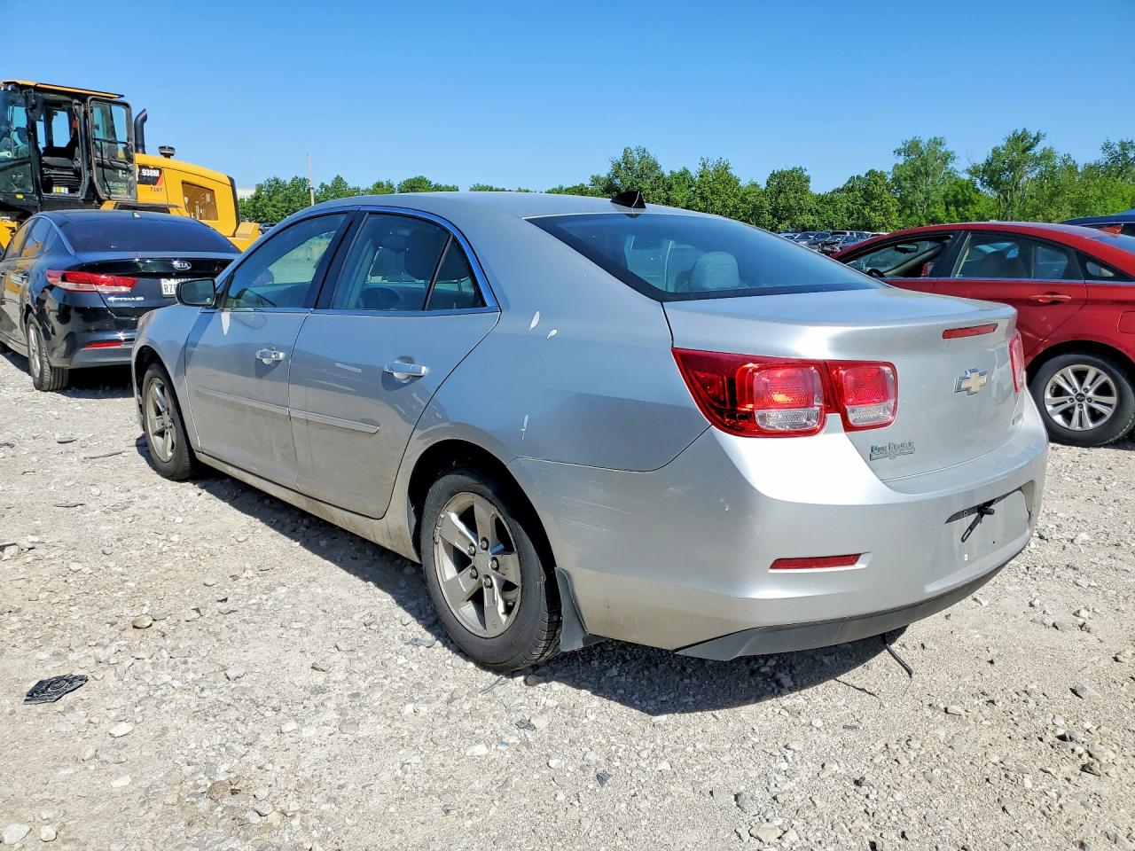 2013 CHEVROLET MALIBU LS photo 2