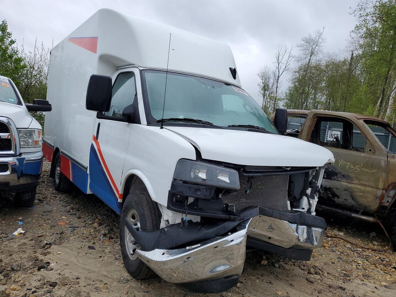 2024 CHEVROLET EXPRESS G3500 photo 7