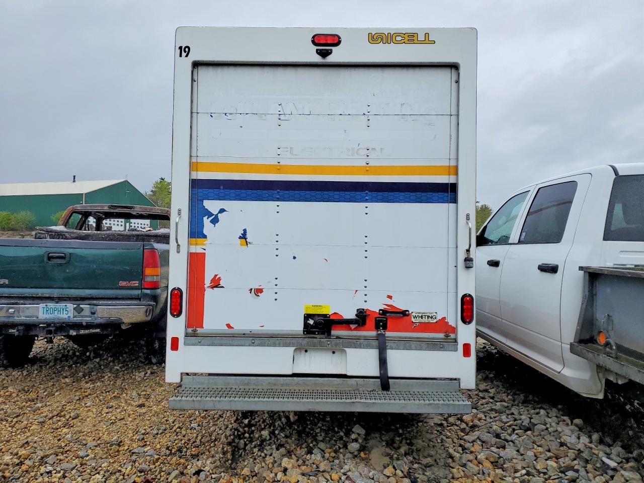 2024 CHEVROLET EXPRESS G3500 photo 11