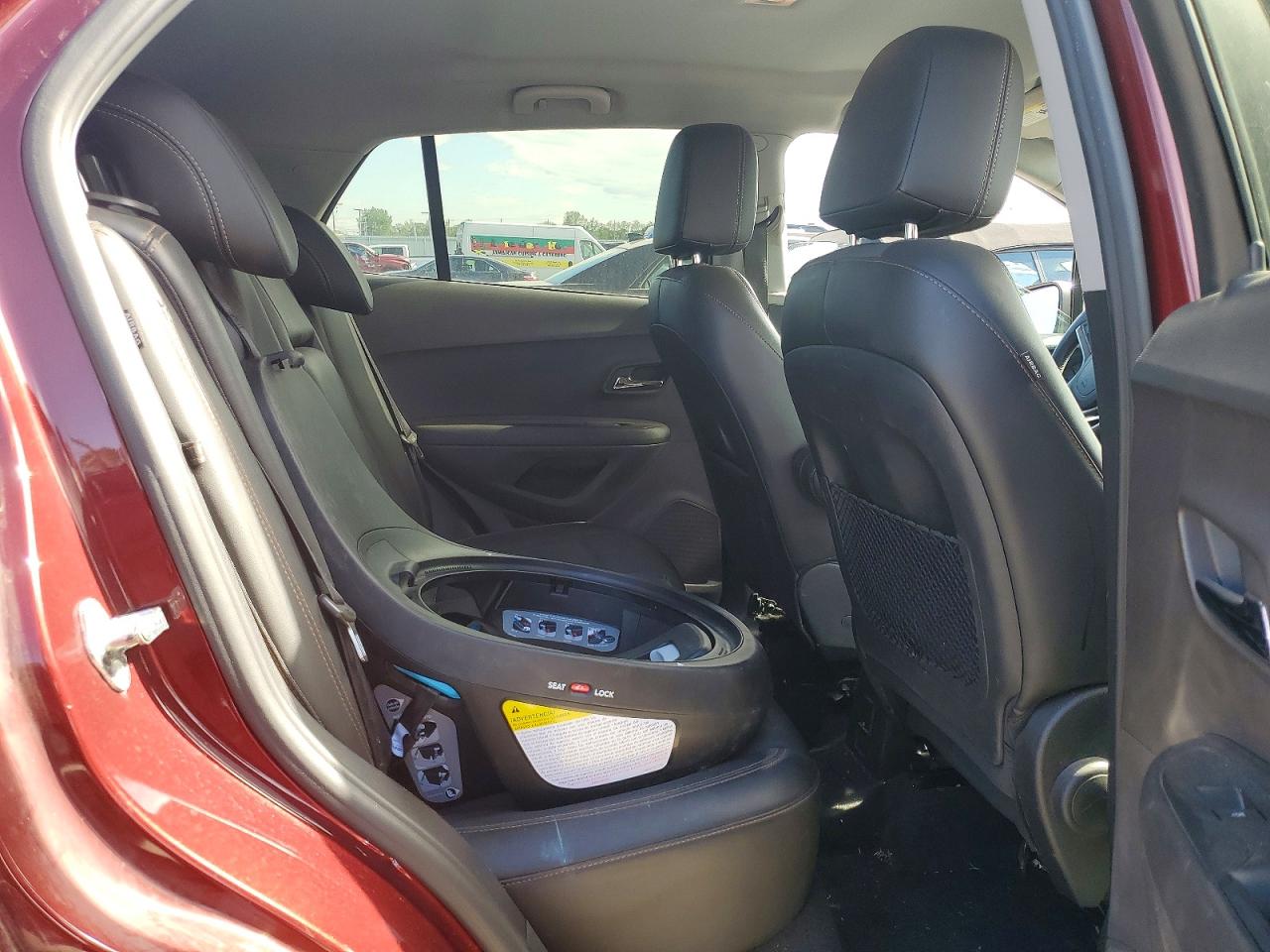 2017 CHEVROLET TRAX 1LT photo 11