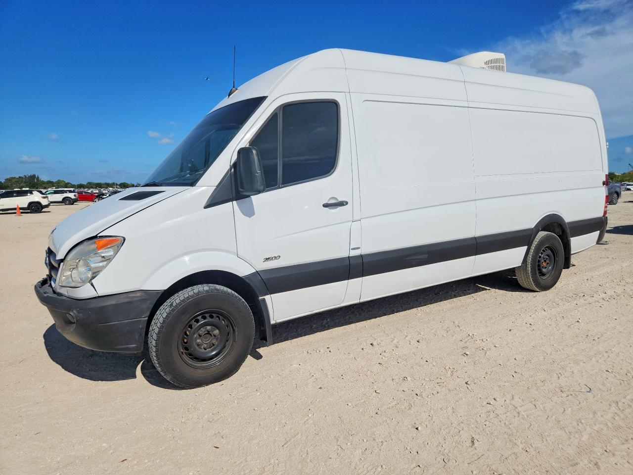2011 MERCEDES-BENZ SPRINTER