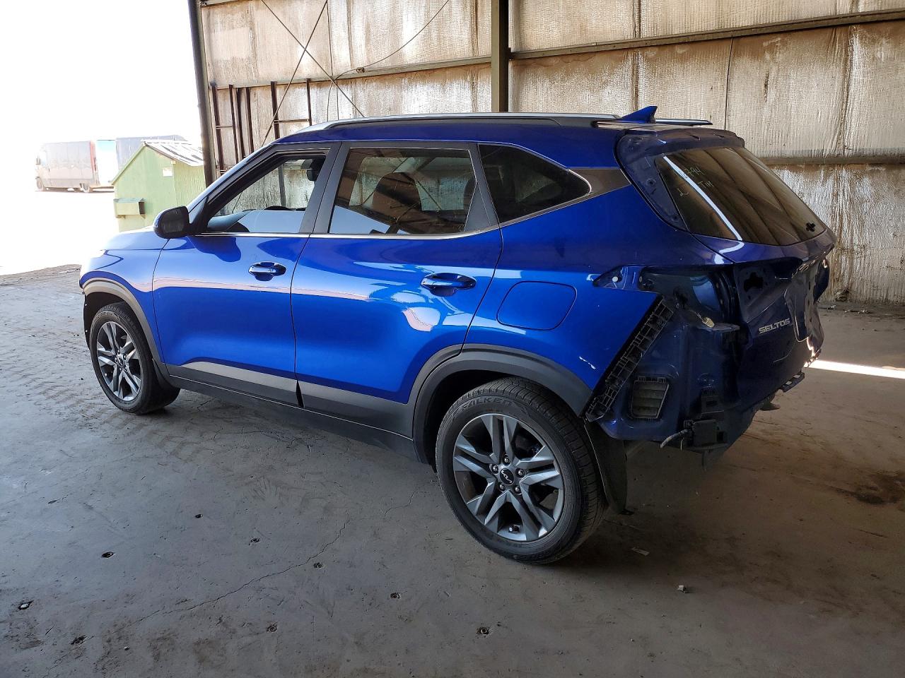 2023 KIA SELTOS S photo 3