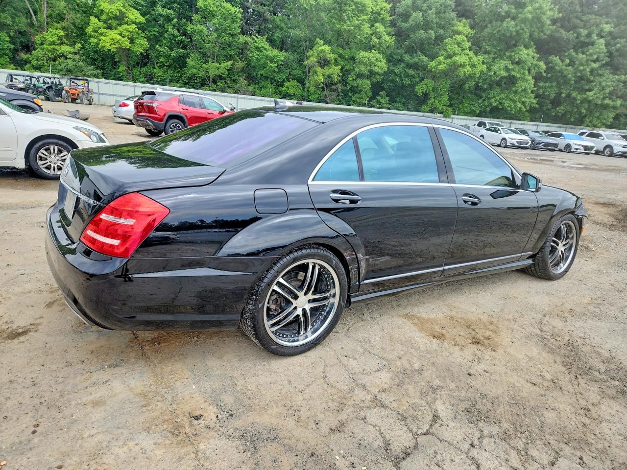 2011 MERCEDES-BENZ S 550 photo 7