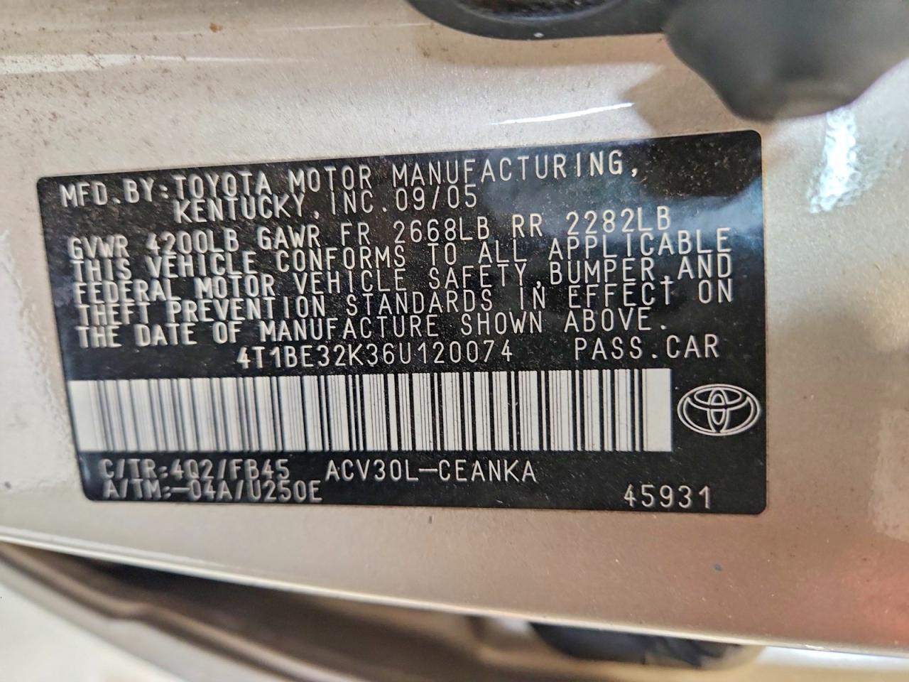 2006 TOYOTA CAMRY LE photo 23