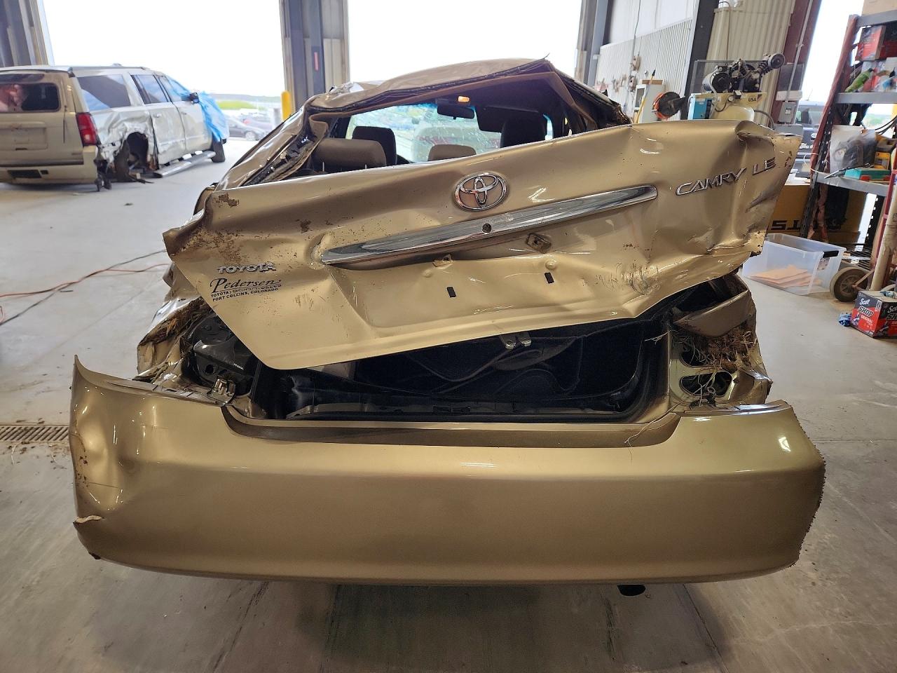 2006 TOYOTA CAMRY LE photo 11