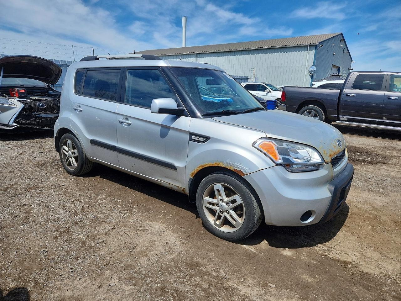 2011 KIA SOUL + photo 5
