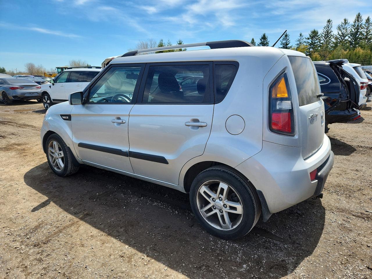 2011 KIA SOUL + photo 2