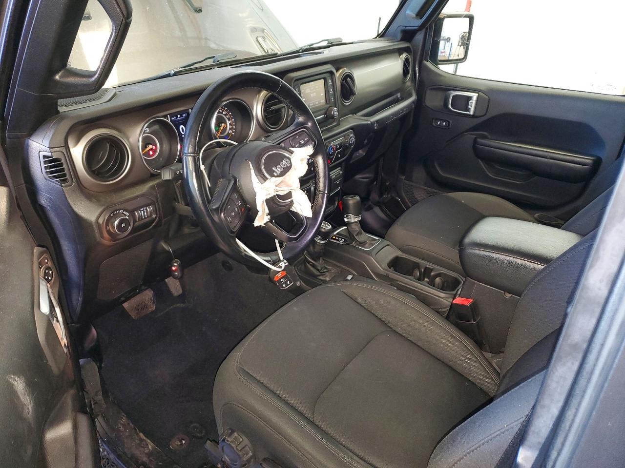 2020 JEEP WRANGLER SPORT photo 22