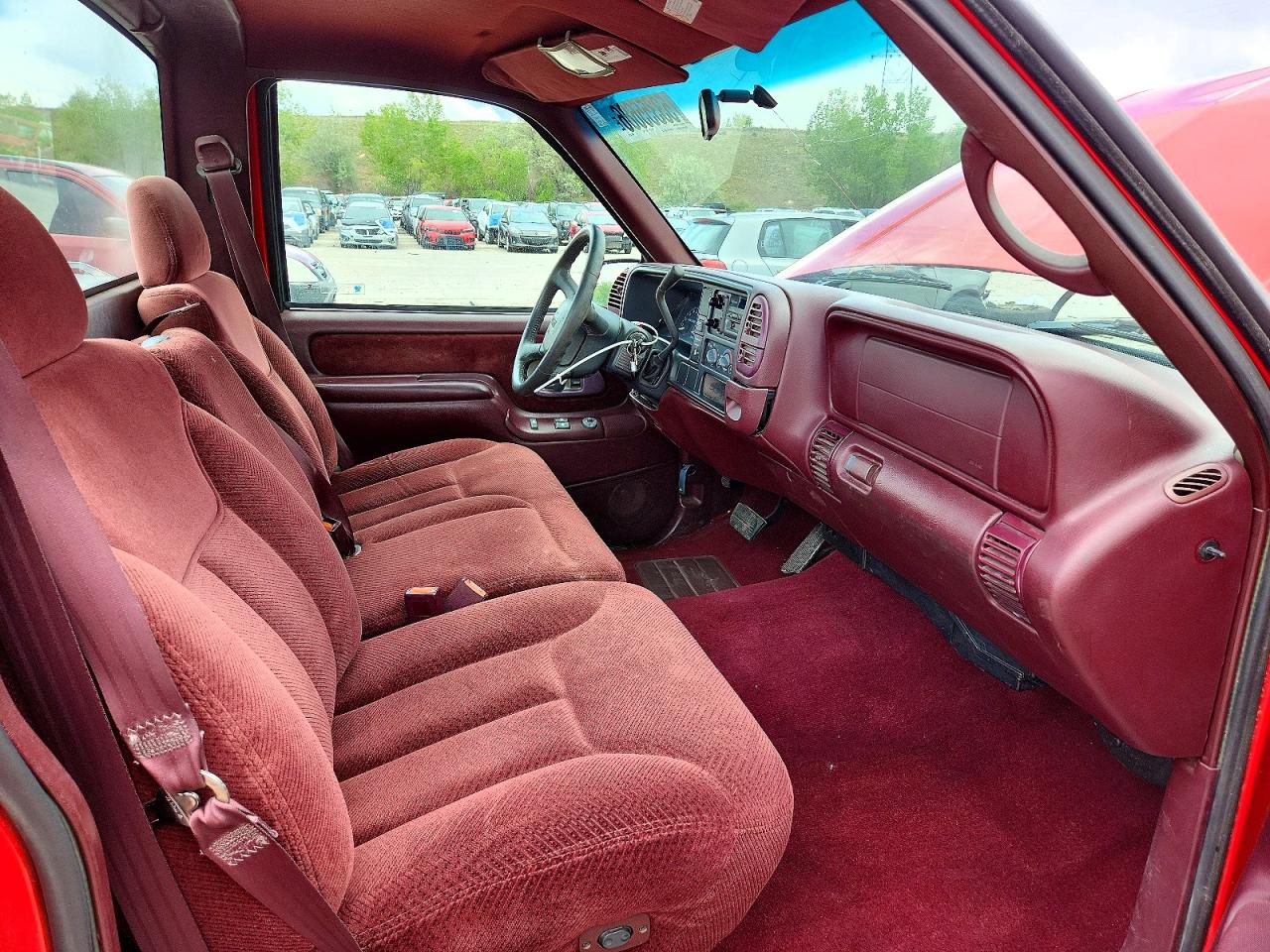 1998 GMC SIERRA C1500 photo 28