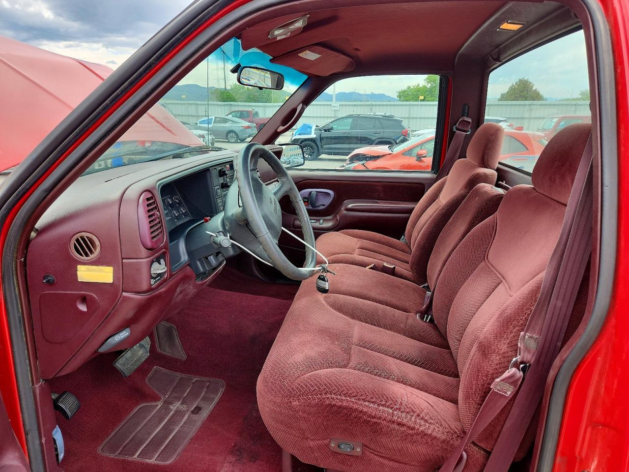 1998 GMC SIERRA C1500 photo 19