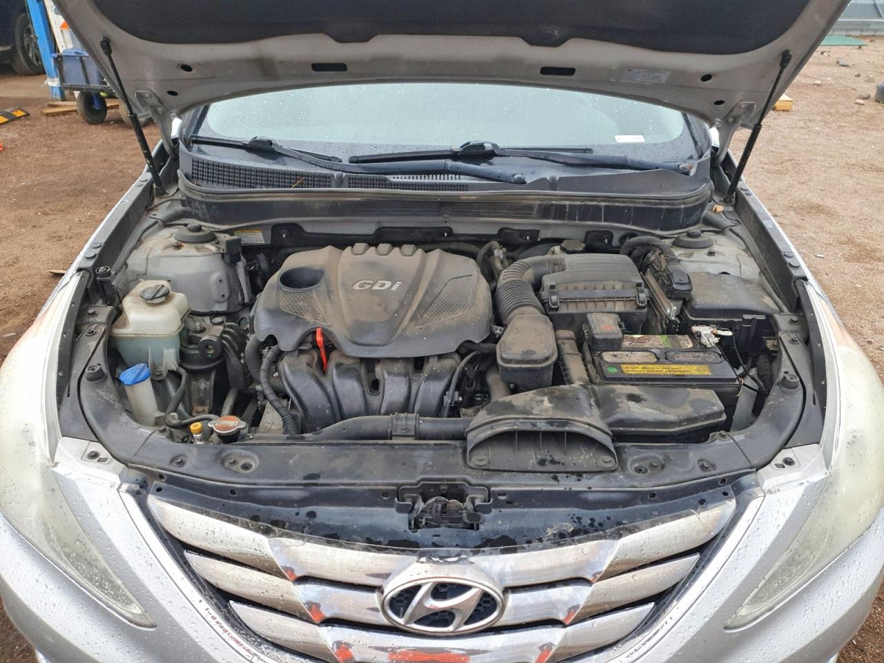 2011 HYUNDAI SONATA SE photo 31