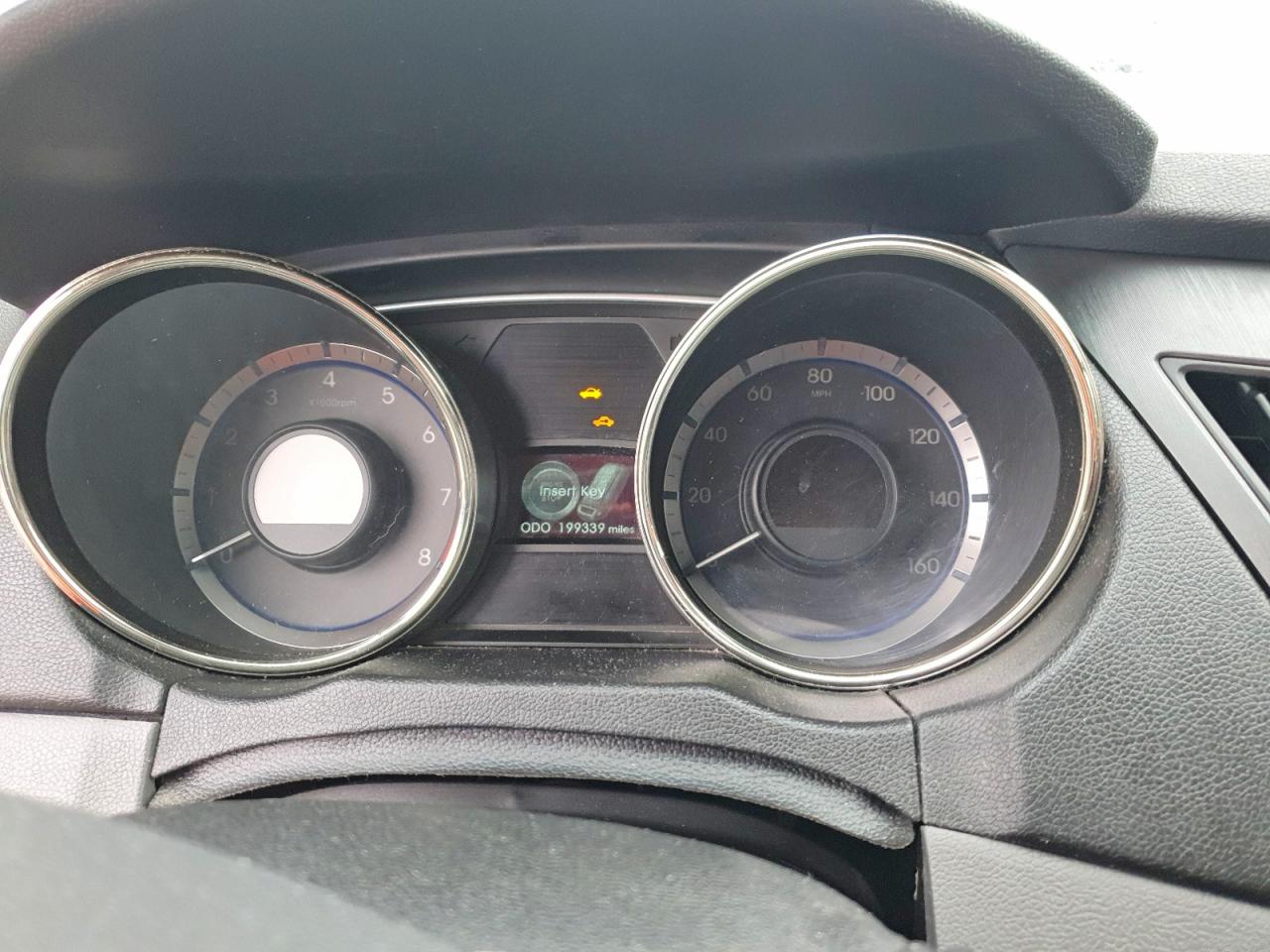 2011 HYUNDAI SONATA SE photo 25