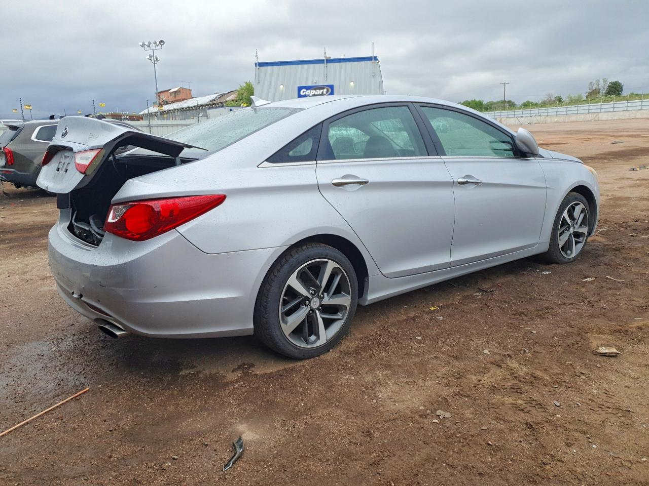 2011 HYUNDAI SONATA SE photo 7