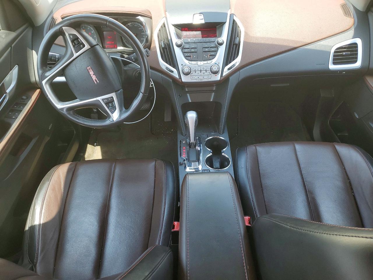2011 GMC TERRAIN SLT photo 15