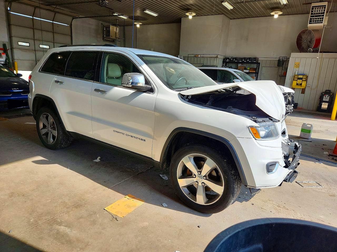 2015 JEEP GRAND CHEROKEE LIMITED photo 7