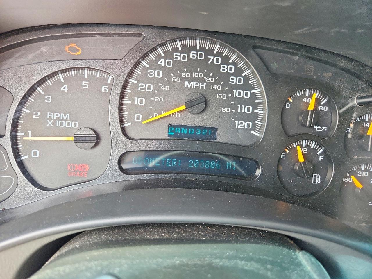 2005 CHEVROLET SUBURBAN C1500 photo 25