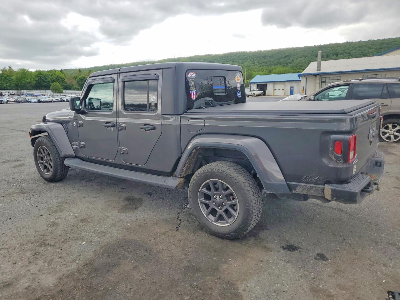 2021 JEEP GLADIATOR OVERLAND photo 3