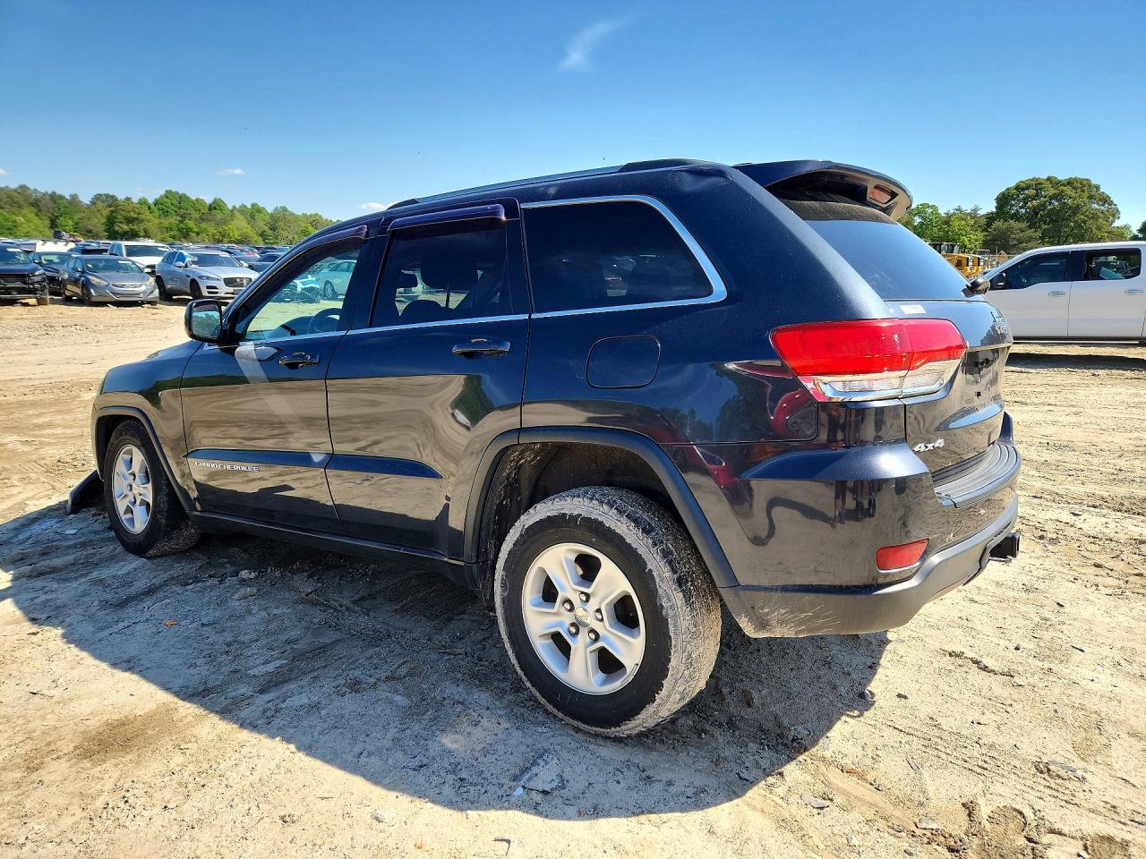 2014 JEEP GRAND CHEROKEE LAREDO photo 4