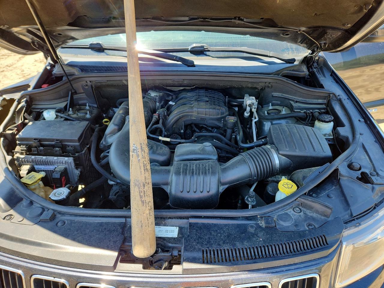 2014 JEEP GRAND CHEROKEE LAREDO photo 34