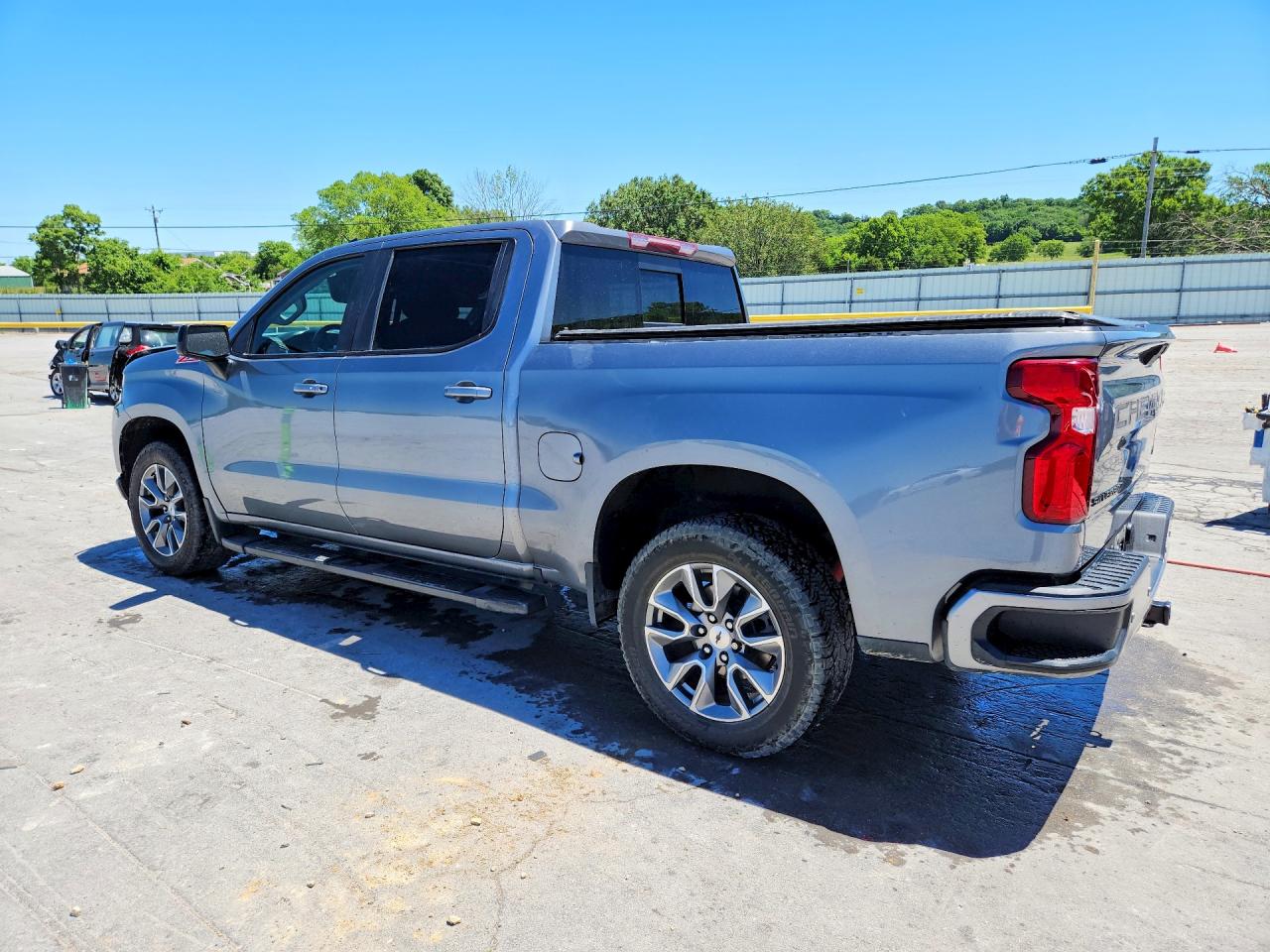 2021 CHEVROLET SILVERADO K1500 RST photo 4
