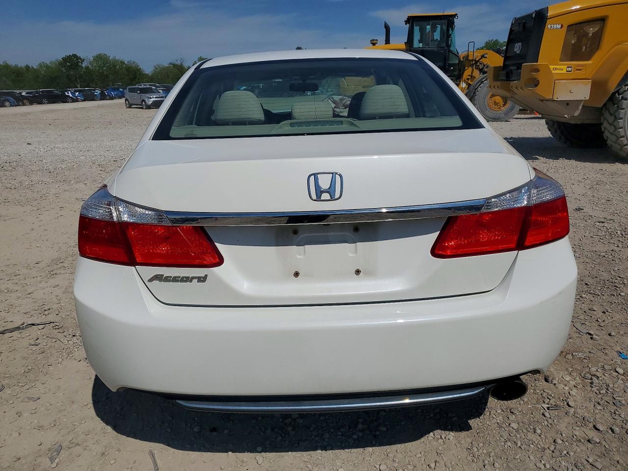 2013 HONDA ACCORD LX photo 6