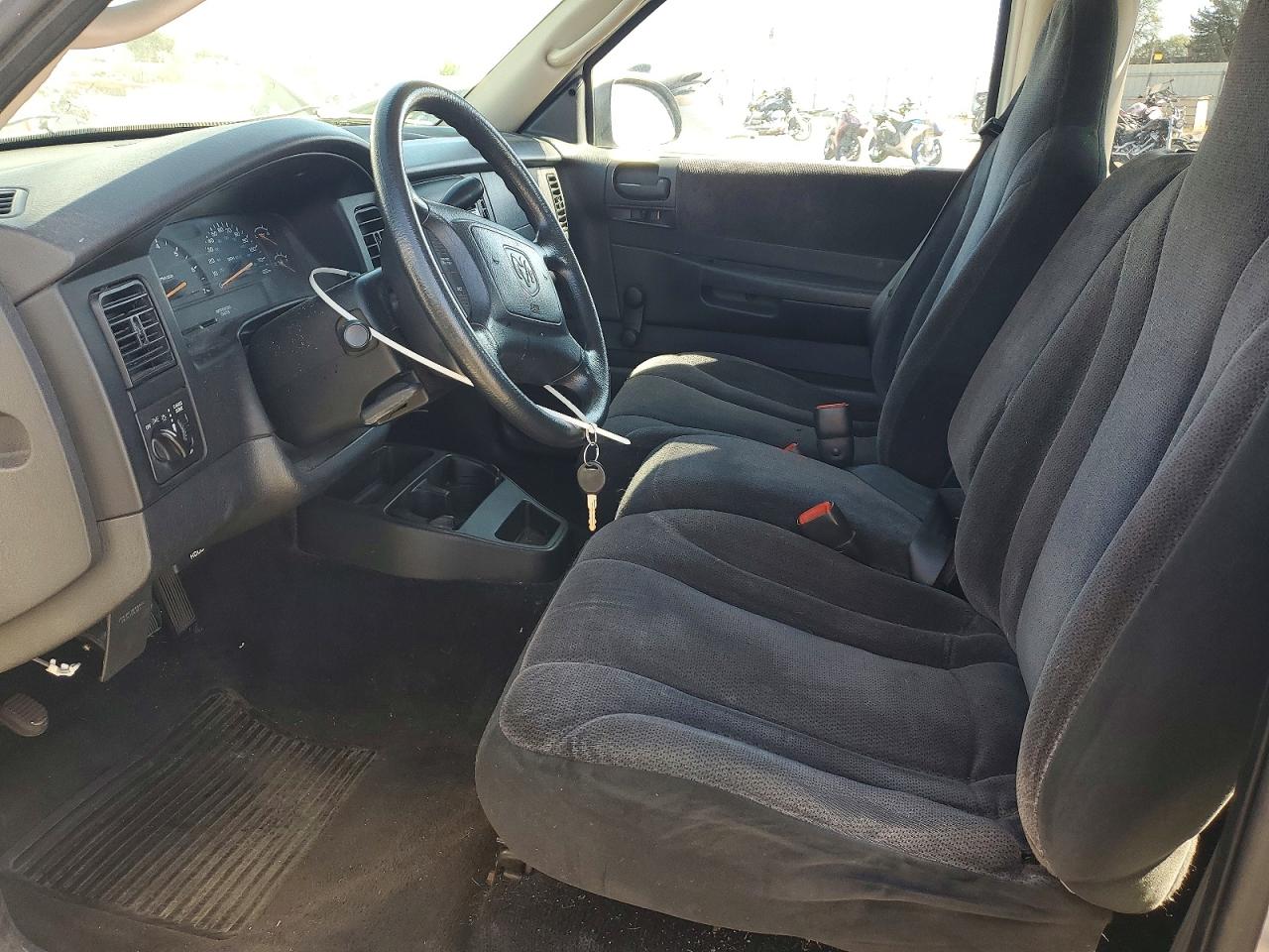 2002 DODGE DAKOTA SPORT photo 13
