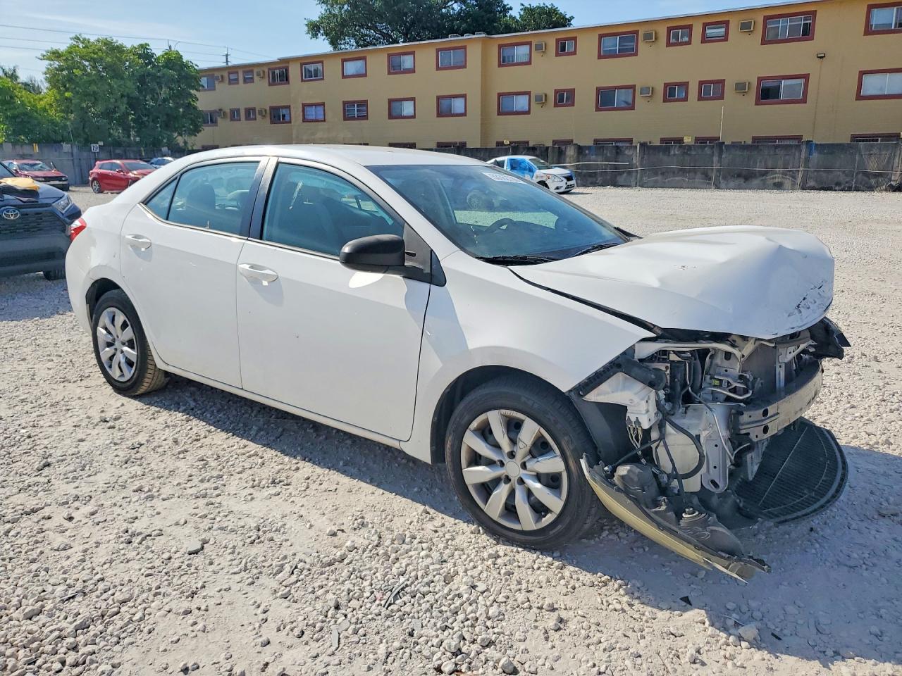 2014 TOYOTA COROLLA LE photo 10