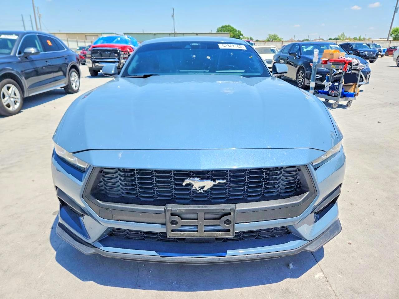 2024 FORD MUSTANG photo 13
