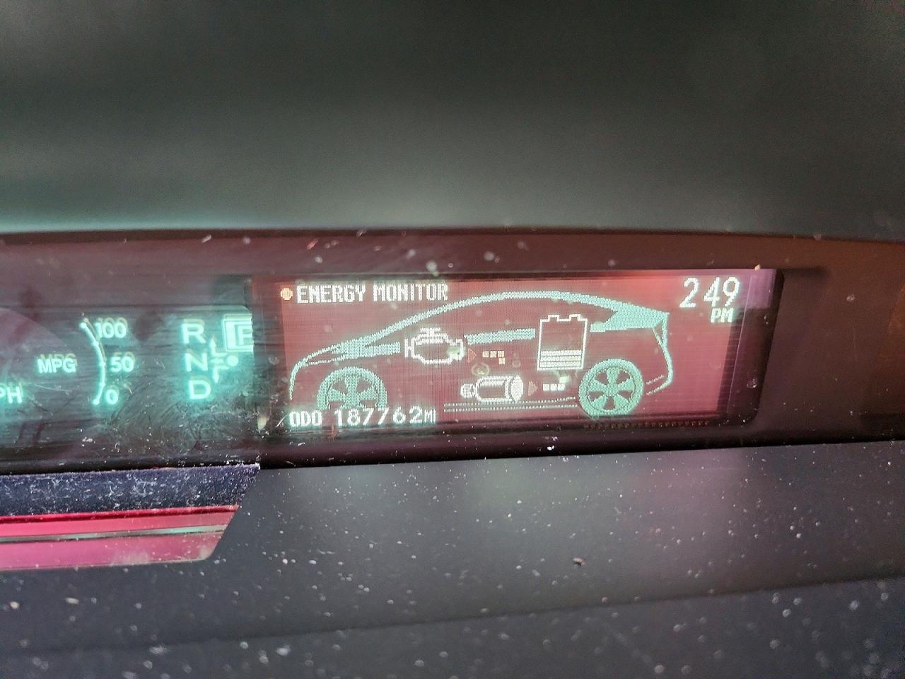 2011 TOYOTA PRIUS TWO photo 17