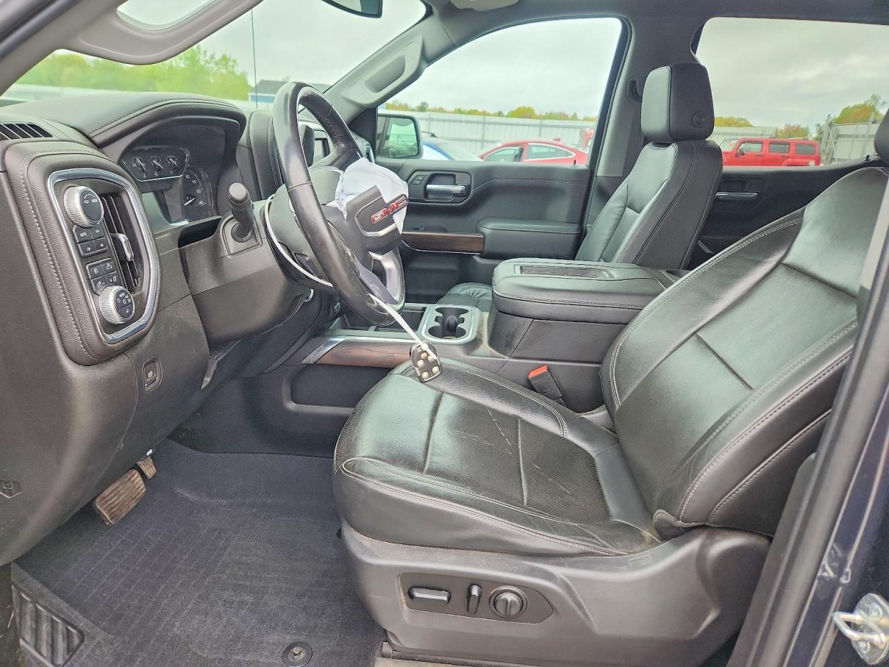 2020 GMC SIERRA K1500 SLT photo 13