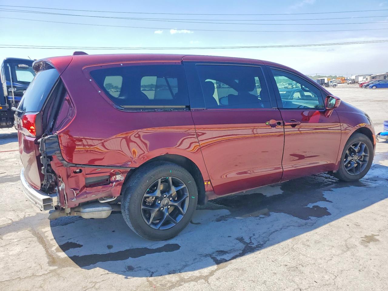 2019 CHRYSLER PACIFICA TOURING L PLUS photo 5